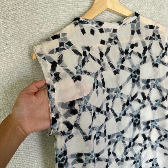 Rebecca Taylor 100% Silk Blouse Size 10 Sleeveless Grey - Picture 7 of 9